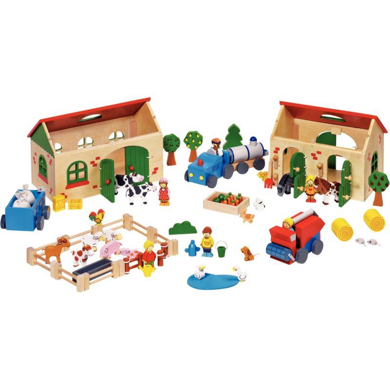 Image de  Ferme complète en bois, 71 pièces 