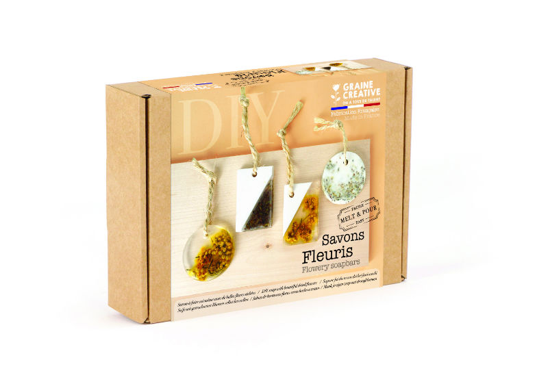 Image de  Coffret atelier savons fleuris 