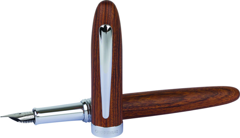 Image de  Plume Quito bois d'acajou chrome 